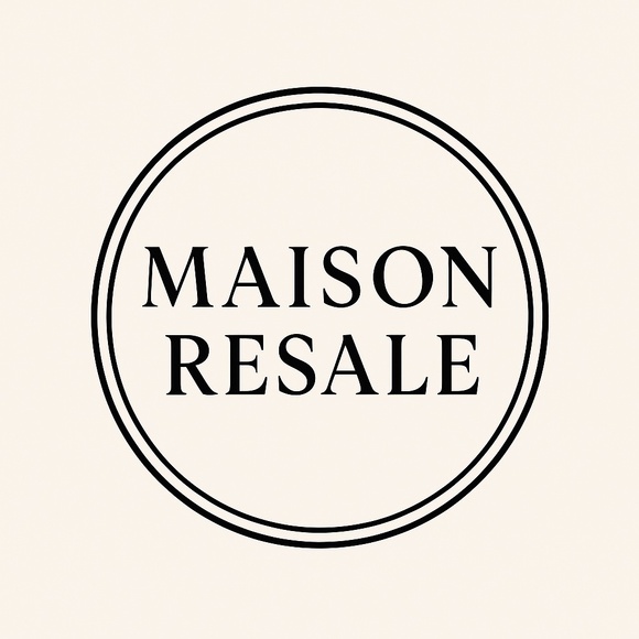 Meet your Posher, Dee - Picture 1 of 1